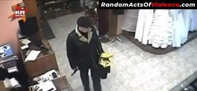 QUICK CLEAN KILL BY BRAZILIAN HITMAN!