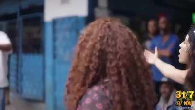 Proletários x Feministas