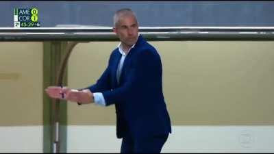 O Sylvinho e a sua linha de 4