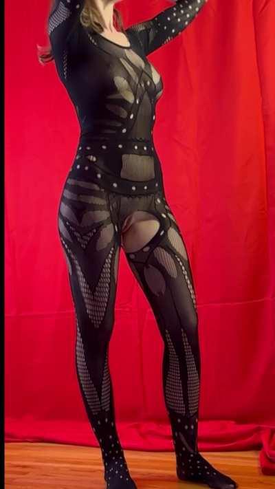 How it started vs how it went! My husband watched me get ready to be slut who got fucked in all 3 holes