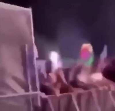 God I fucking wish I could hear this live