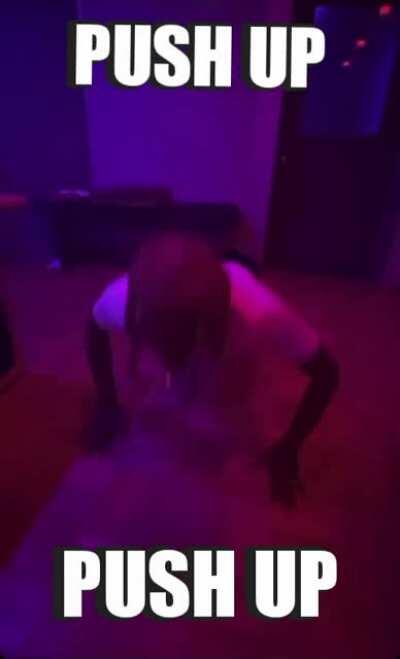 Push up 😳😳