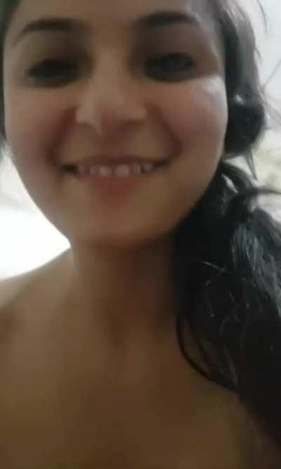 Cute Pak1$tani Pu*njabi Wifey M0st Dema*nded Exclu$ive M€ga Collection. Link in Comments