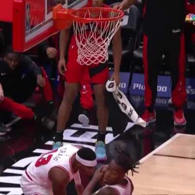 [Highlight] Torrey Craig chasedown block