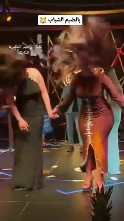 Anitta do Oriente- alkhasr alsihriu lahazat rayieat althunayiyi