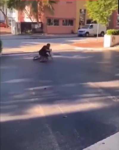 HMRB whilst I do the bmx-slide-twist thingy