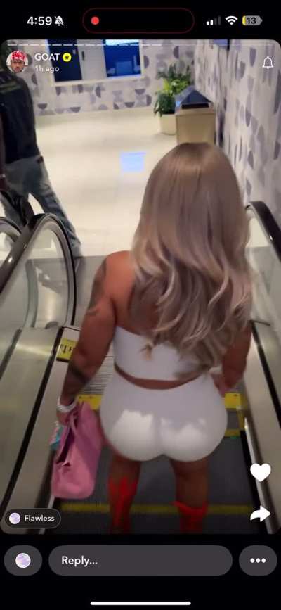 Ari fletcher ass so phat