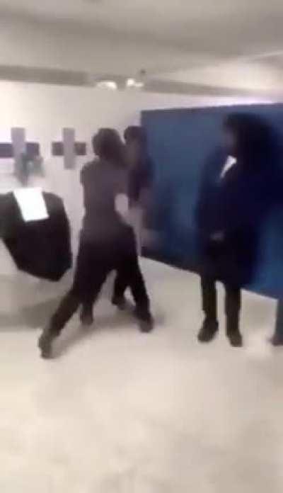 I love this fight scene