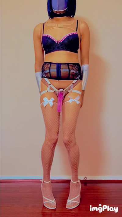 😵‍💫😵‍💫 Sissy up to silly antics again.. 