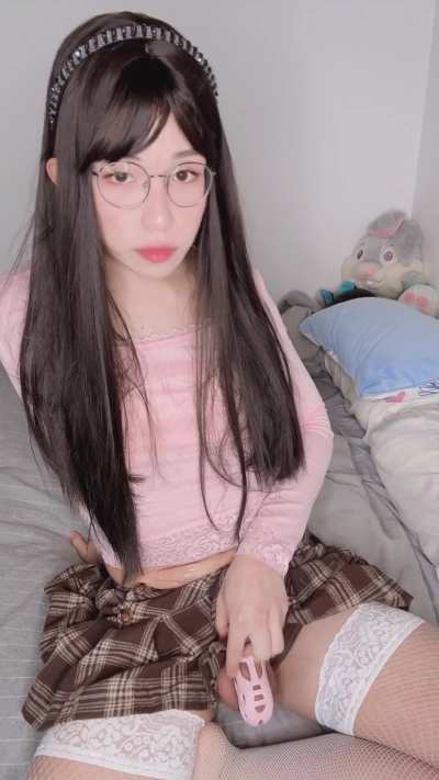 Mommy kept me locked the entire week 🥺