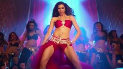 How many times have you fapped to this hot move of Deepika? 💦💦💦
