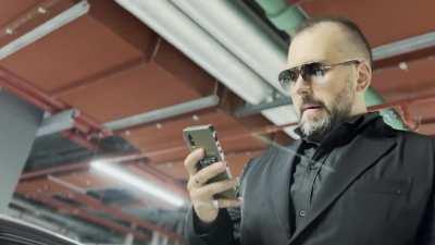 So i made this Green Screen Meme Templet of Nikita using his phone