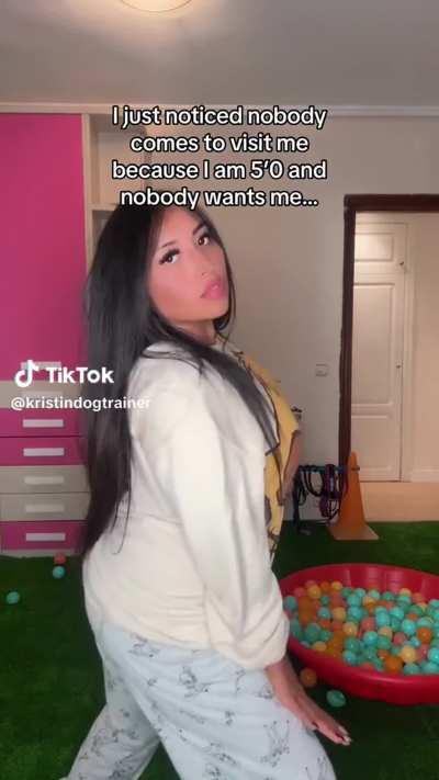 @kristindogtrainer can anyone visit me :((