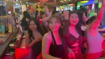 HH played in Thailand bar