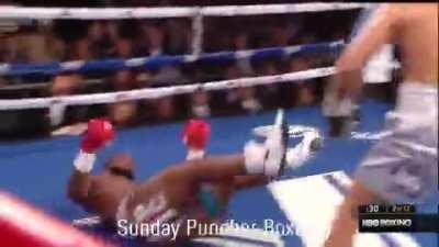 Curtis Stevens reacts to Gennady Golovkin's left hook