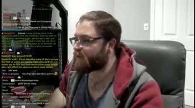 Vaush drops the mask for 48 seconds