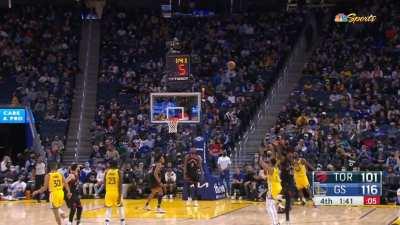 [Highlight] Jordan Poole drains his 8th three of the night