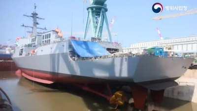 Time lapse of ROK Navy KDX3 Batch2 Aegis Destroyer being built from the Hyundai Heavy Industries