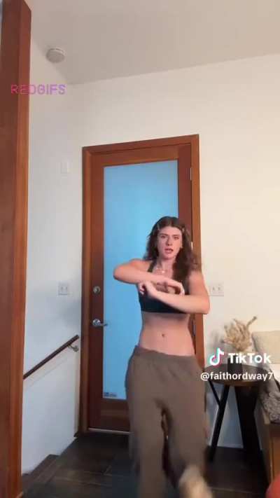 Dancing on TikTok! | TikTok May 2025