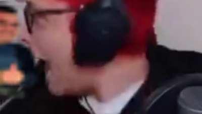 Ya llego el ded 😏