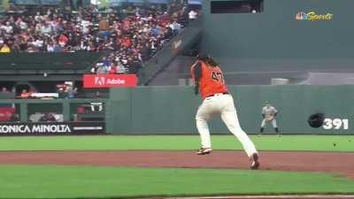 [Highlight] [Highlight] Johnny Cueto is all smiles after his first career stolen base