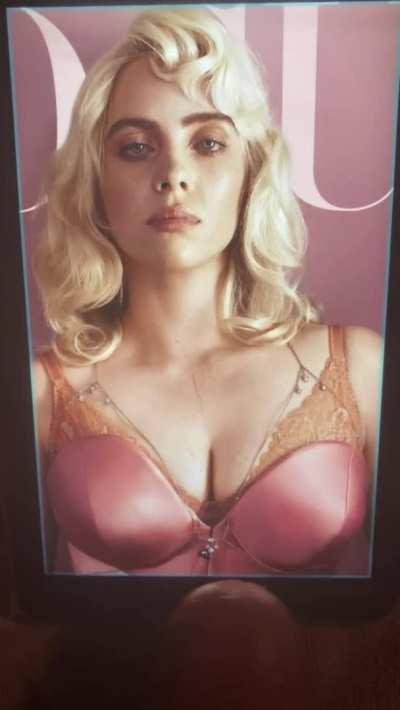 Billie Eilish got a massive load out of me