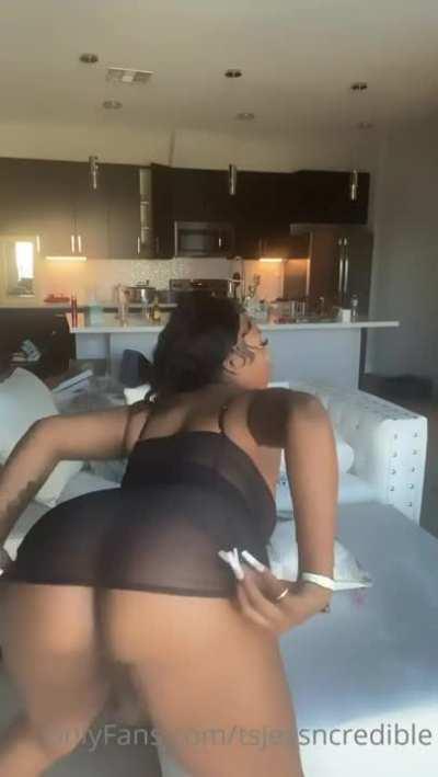 Tasteful 🍯🥰🥰