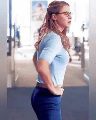 Melissa Benoist is so tight