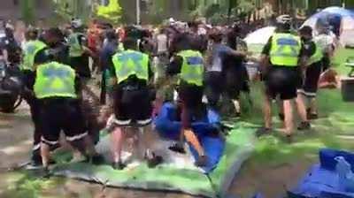 Clearing homeless in Toronto