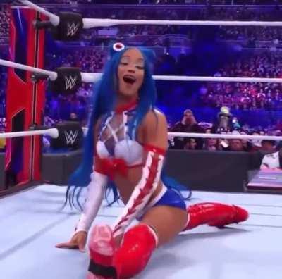 Missing Sasha Banks Hours 😩😩😩