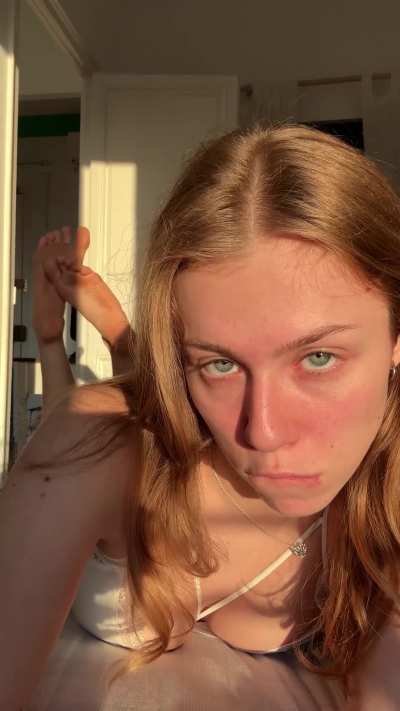 I’m just trynna be your good slut🥺💜