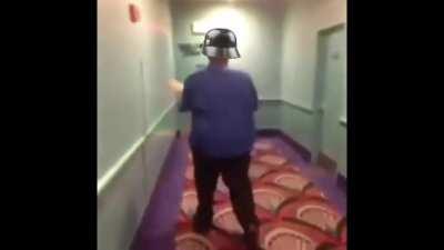 This kraut really think he bruce lee