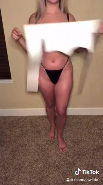 Babe with Amazing Tits!