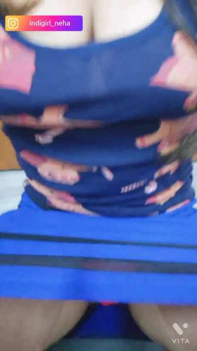 I luv blue but i love red one too...well which is your fvrt 🥰🤩😍