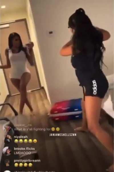 🍑👷🏾‍♀️🆘Down Bad