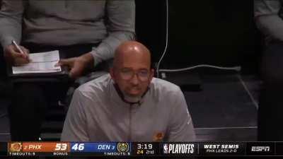 [Highlight] Rivers with an airball assist to Jokic for an AND1 and RJ praises the smart play