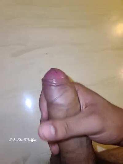 Just Cumming on my mirror again 😉🍆💦