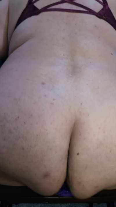 I can take the first one, but still working on the second... I'll get there soon...