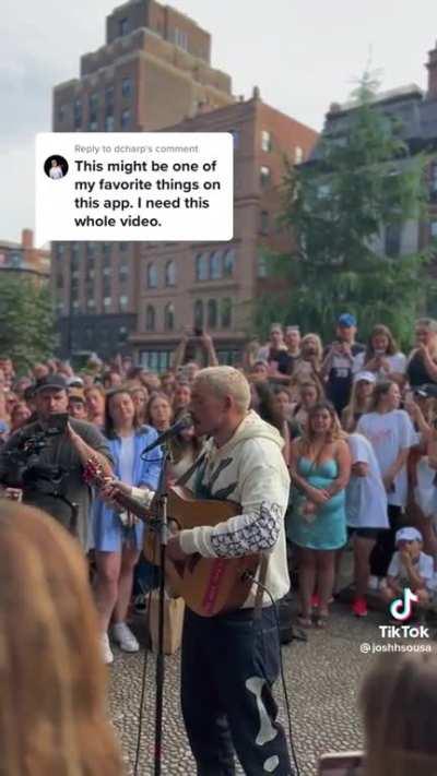 Dermot Kennedy covering a Drake song at his pop-up show for his fans