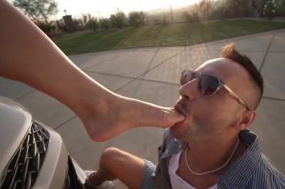 She doesn't need a strap-on to fuck your face [Jasmine Sherni]