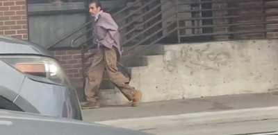 Beware the FightPorn Zombie..... unprovoked Seattle street attack.