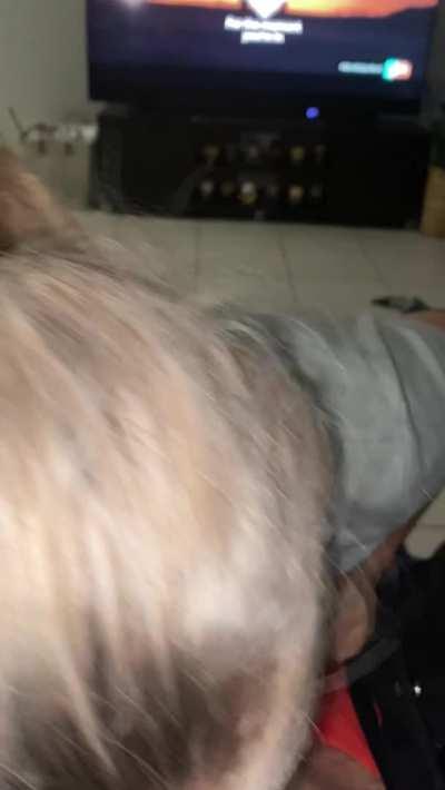 Sucking off my tinder date (19f)