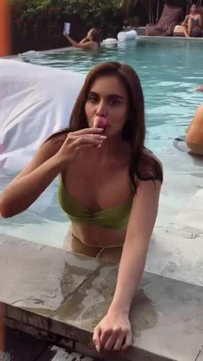 Max Collins & Janina Manipol