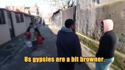 WAGTHROman explicându-le rodditorilor cum stă treaba cu rasele în România