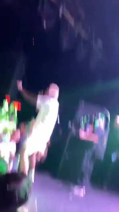 a video from my view at tonights show, met so many great people wish you all the best