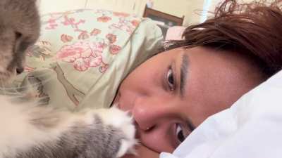 She had to readjust halfway through for maximum taps