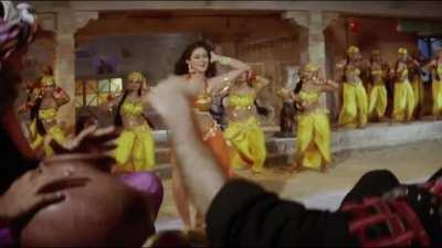 One of the hottest costumes Simran has donned. The og cut had some revealing shot of hers but sadly a good print is still not available.