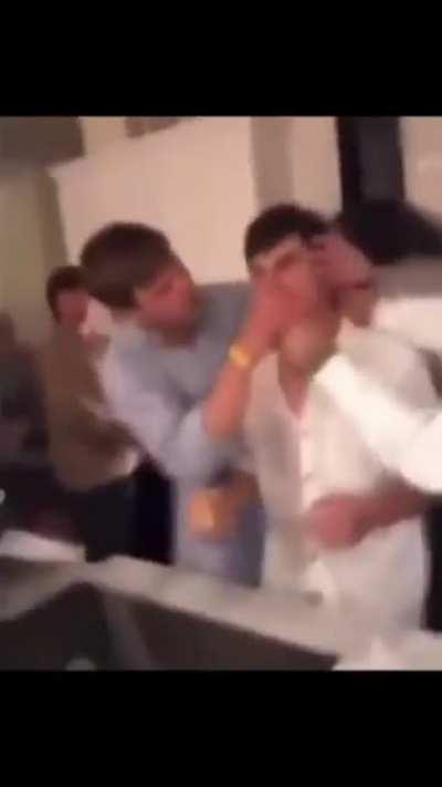 HMB while I eat some chicken