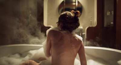 Ivana Teasing in Alta Mar (High Seas)