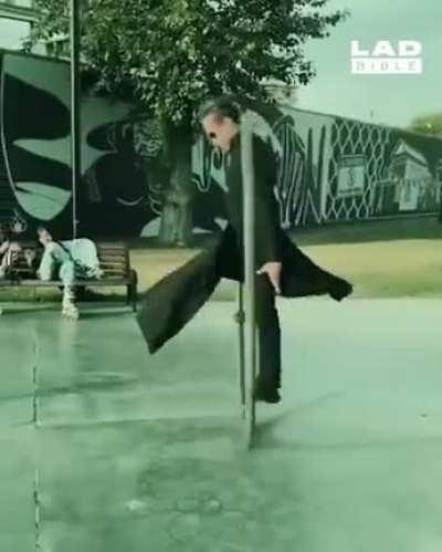 Guy trained to become real life Neo